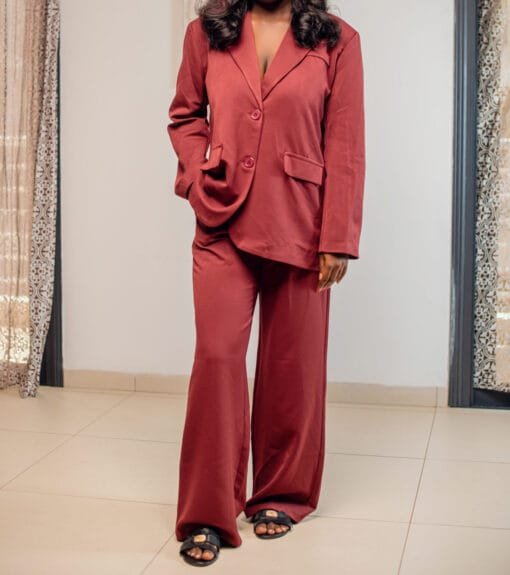 Tailleur bordeaux blazer + pantalon large – Image 3