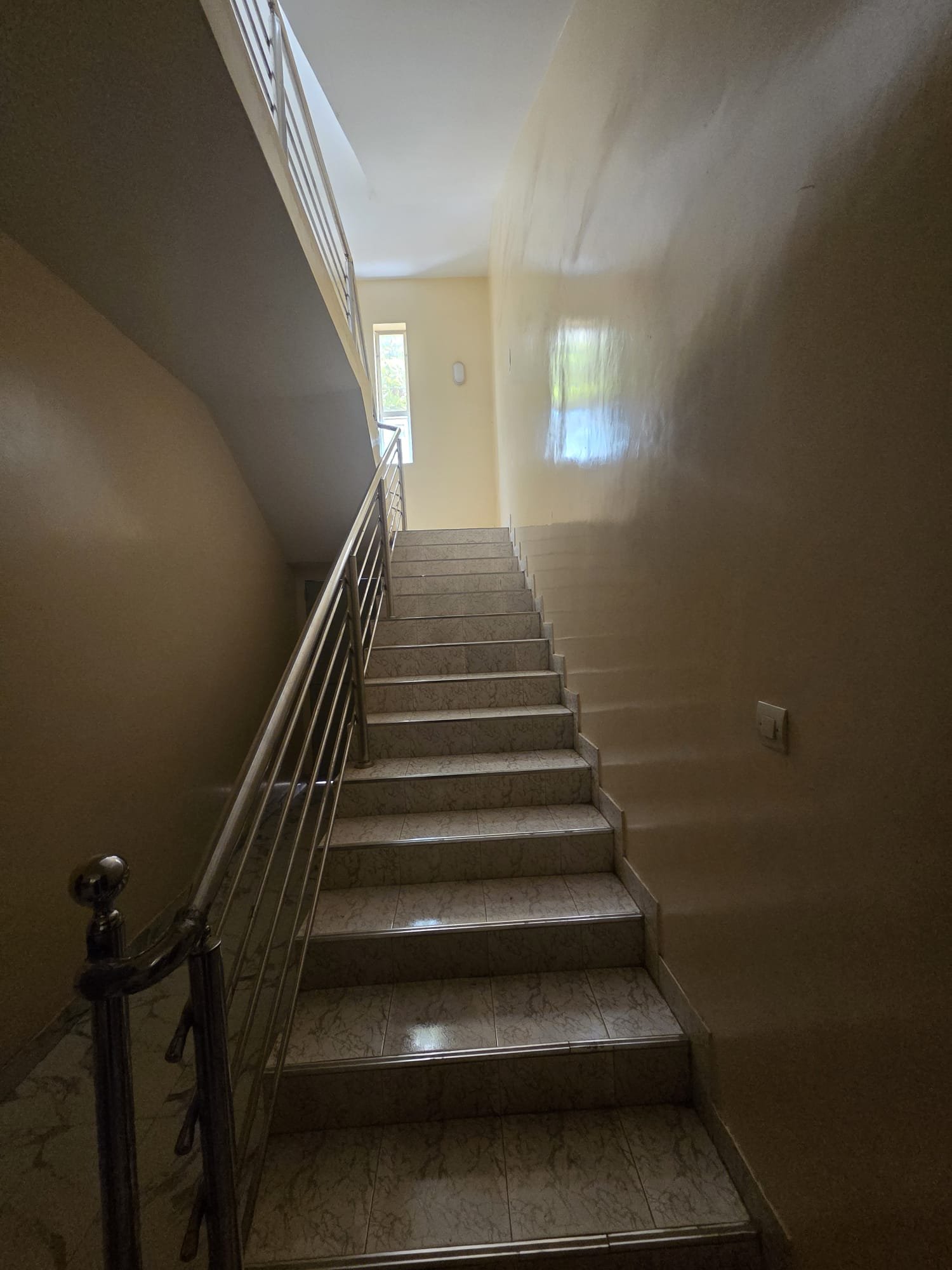 Appartement moderne non meublé - 2 Chambres – Patte d’Oie, Dakar – Image 3