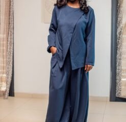Ensemble 2 pièces bleu blouse croisée + pantalon