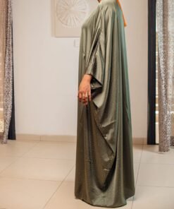 Robe abaya satinée vert à manches strassées