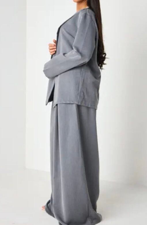 Ensemble 2 pièces gris blouse croisée + pantalon – Image 3