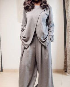 Ensemble 2 pièces gris blouse croisée + pantalon