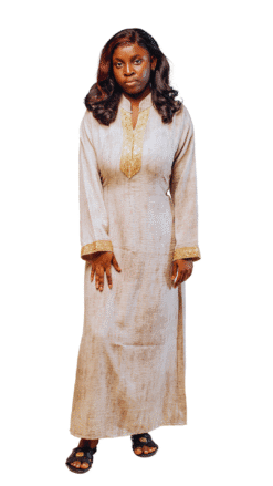Robe longue taupe clair avec broderies dorées