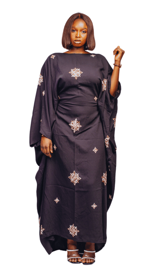 Robe papillon noire à motifs brodés